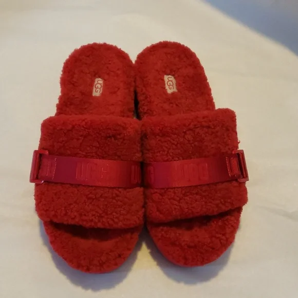 UGG Fluffita red real shearling sandals slippers - Picture 2 of 9